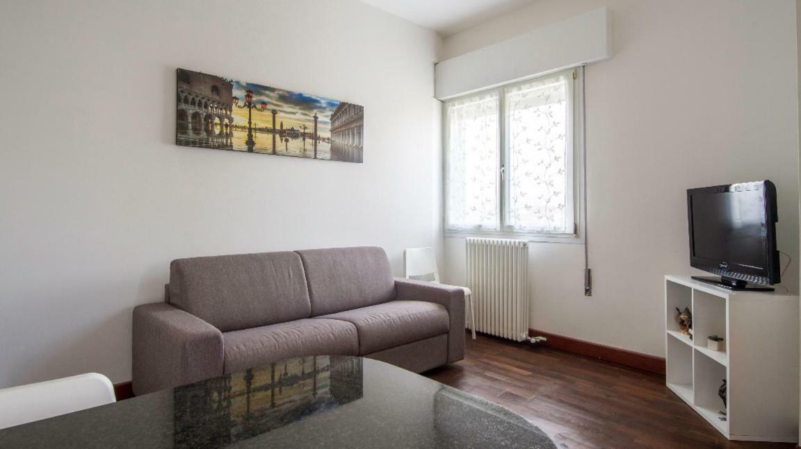 Piccolo Flat Near Venice メストレ エクステリア 写真