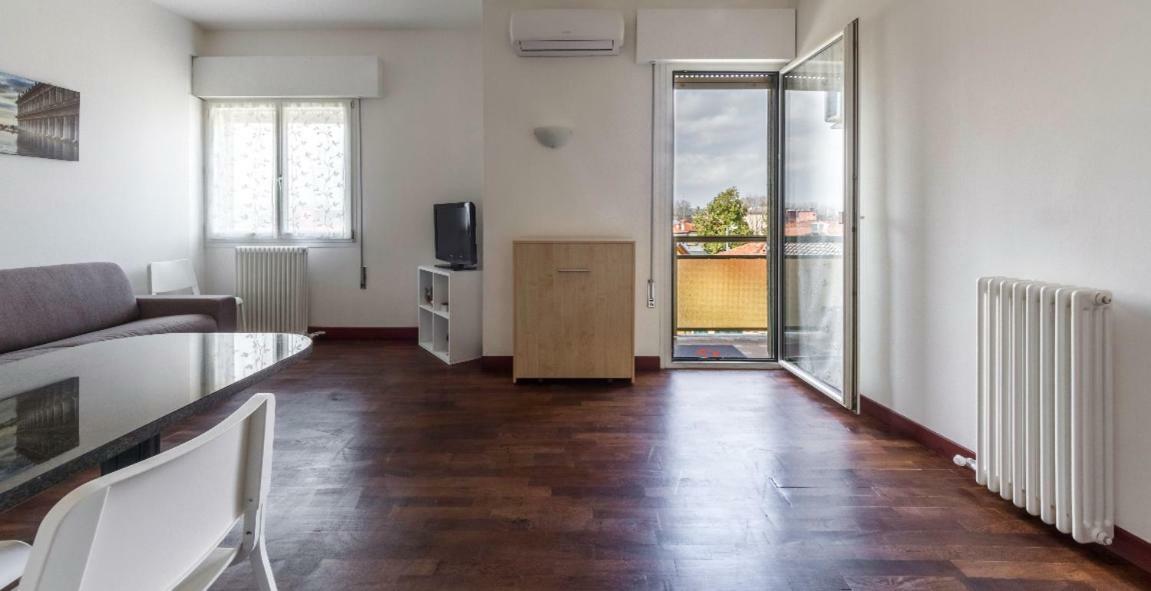 Piccolo Flat Near Venice メストレ エクステリア 写真